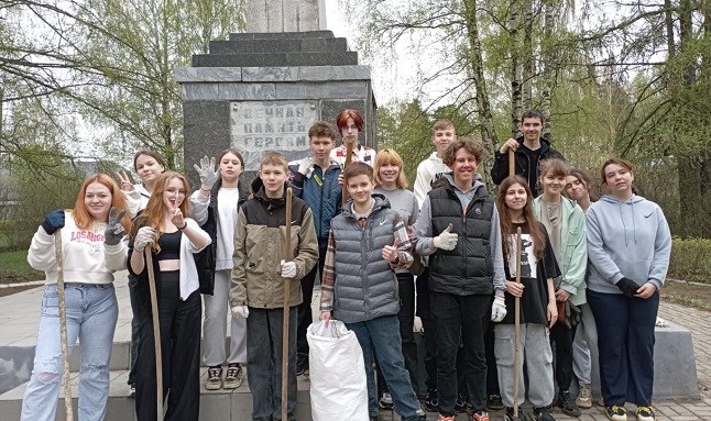 Акция "Весенняя неделя добра» и «Обелиск».